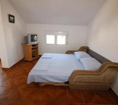 In With Sea View, Balcony, Air Conditioning, Wi-fi