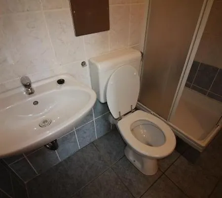 In With Sea View, Balcony, Air Conditioning, Wi-fi